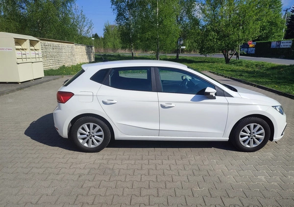 Seat Ibiza cena 37900 przebieg: 184000, rok produkcji 2020 z Kraków małe 352